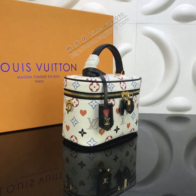 路易威登LV化妝包 M45165白彩撲克系列 Nice化妝包 lv新款手提化妝盒 lv鏈條斜挎包  ydh3777